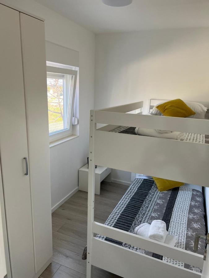 Apartman Ana Apartment Crno Bagian luar foto