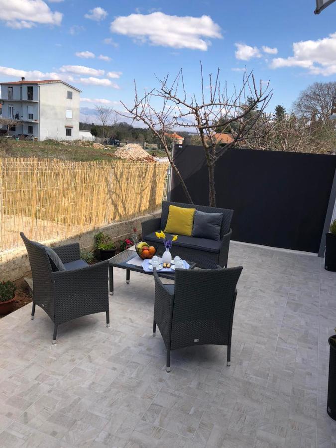 Apartman Ana Apartment Crno Bagian luar foto