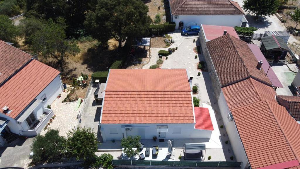 Apartman Ana Apartment Crno Bagian luar foto