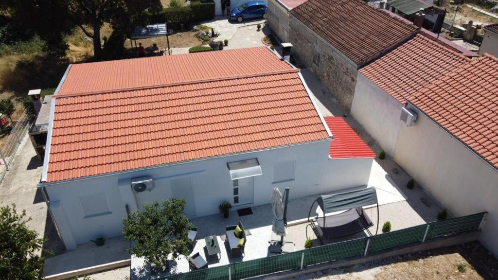 Apartman Ana Apartment Crno Bagian luar foto